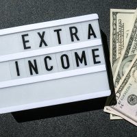 Extra_Income Extra_Income